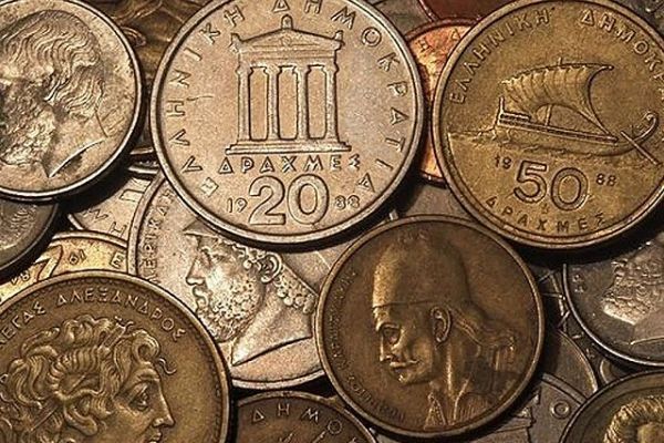 Πόσο κοστίζουν οι δραχμές που δεν κάναμε ευρώ;