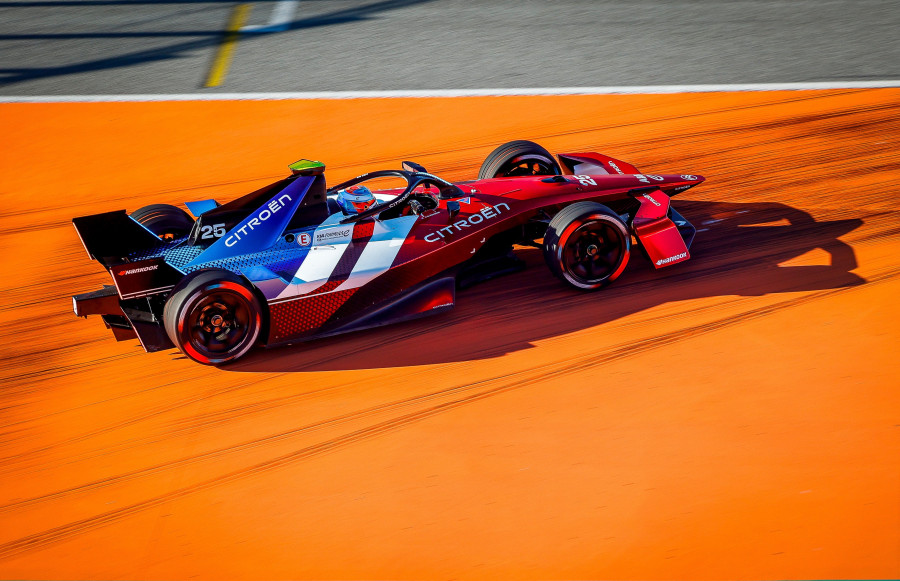 Η ομάδα Citroën Racing Formula E ολοκλήρωσε με επιτυχία τις πρώτες επίσημες δοκιμές πριν από την έναρξη της σεζόν της FIA Formula E