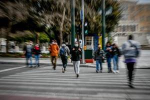Δημοσκόπηση Interview: Το 57% ζητά άρση του lockdown