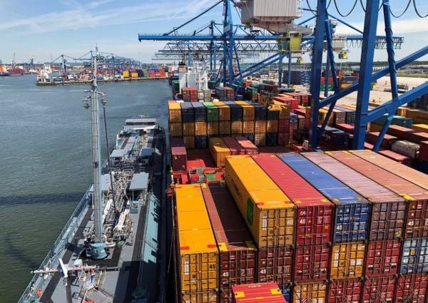 Σε επίπεδα ρεκόρ οι παραγγελίες νέων containerships