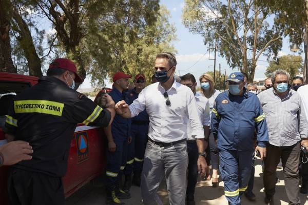 Μητσοτάκης από Εύβοια: Άμεσα θα εγκριθούν οι αποζημιώσεις