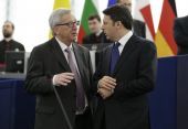 Γιούνκερ για Ιταλία: Δεν θα ήθελα να δω το “Όχι” να κυριαρχεί