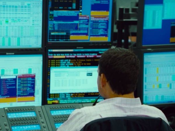 Bloomberg εναντίον Symphony: Η μάχη για την προσφορά χρηματοοικονομικών στοιχείων