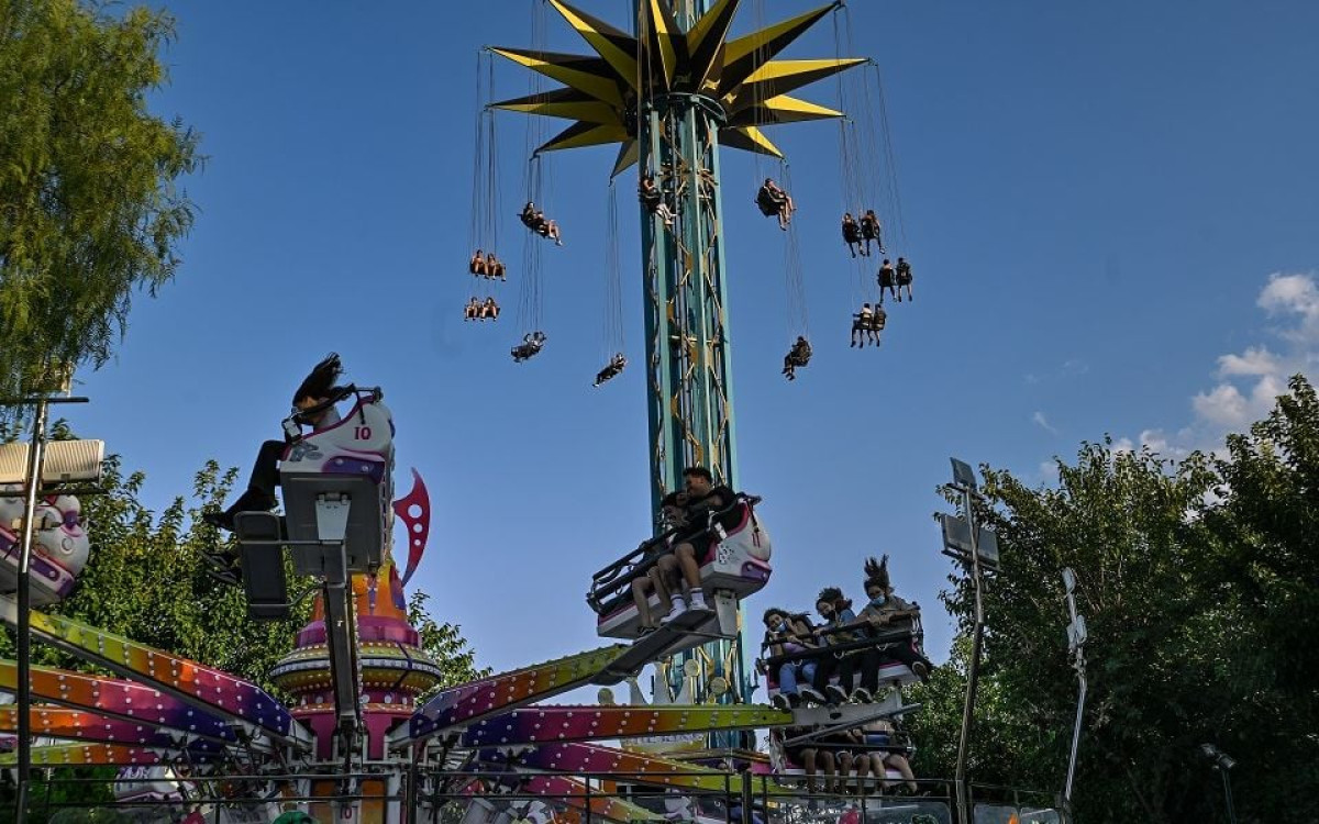 Allou! Fun Park: Απομακρύνθηκε η εμβληματική Ρόδα – Τι θα δημιουργηθεί στη θέση του