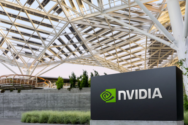 Nvidia: Πάνω από $30.000 η τιμή του νέου τσιπ AI
