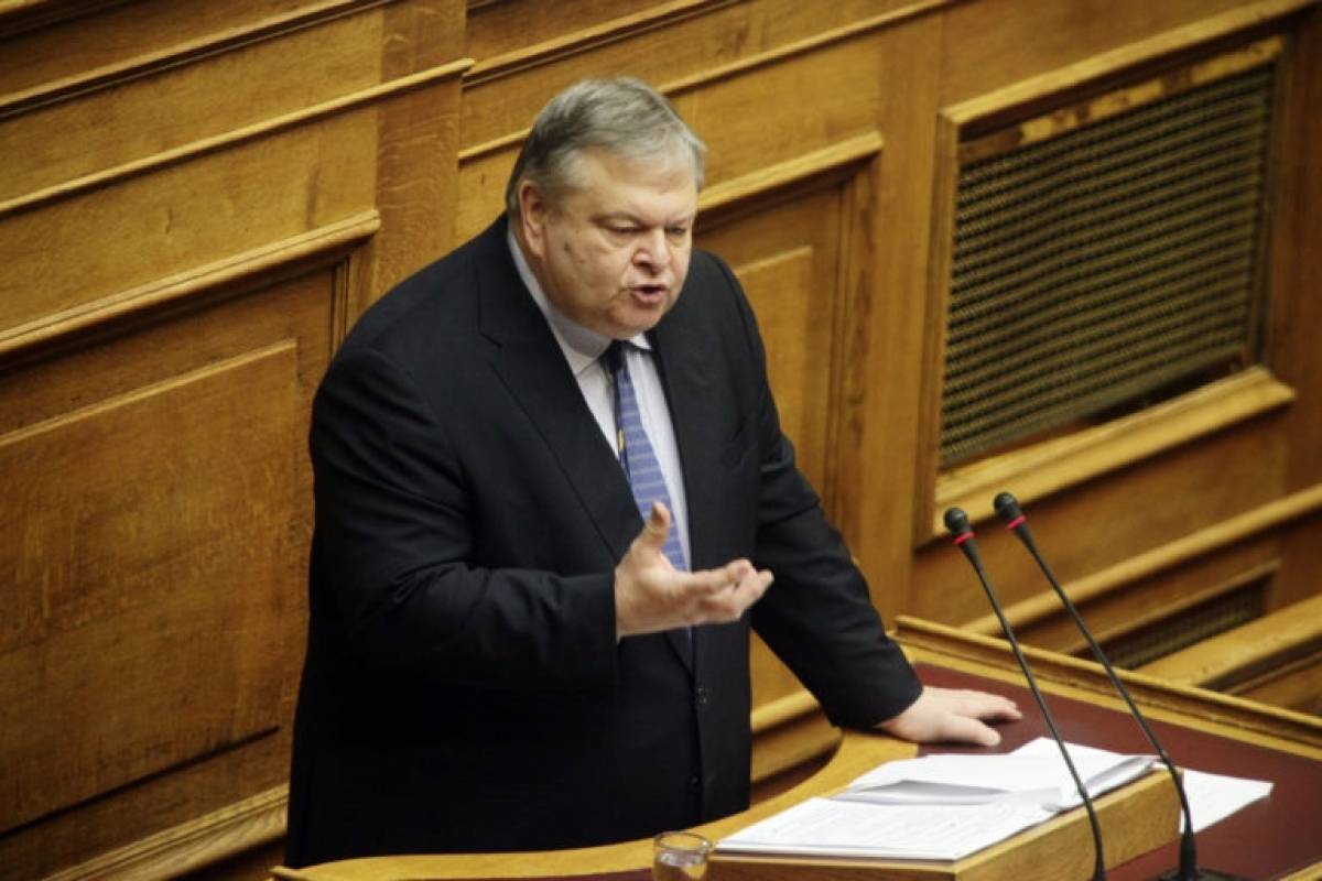 Βενιζέλος για ΣΚΑΪ: Απαιτείται αντίσταση κατά της φθοράς των θεσμών