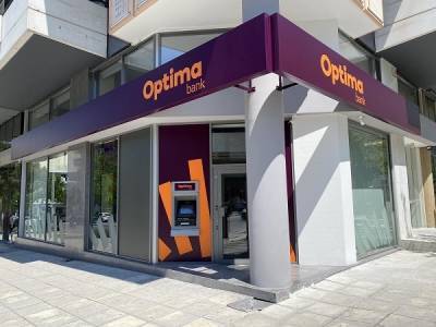 Στο άνοιγμα 6 νέων καταστημάτων προχωρά η Optima bank