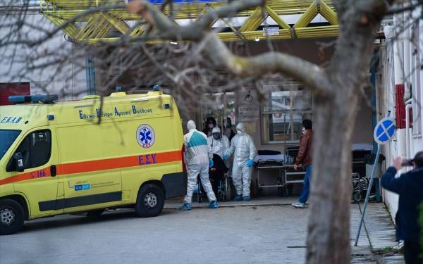 Κορονοϊός- Ελλάδα: Τρεις νεκροί και 312 νέα κρούσματα