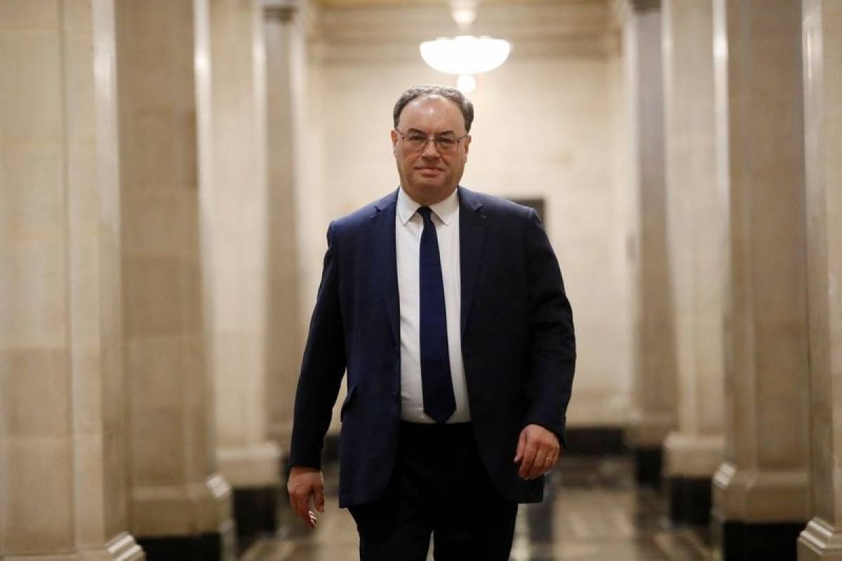 Ανάκαμψη της βρετανικής οικονομίας «βλέπει» η BoE