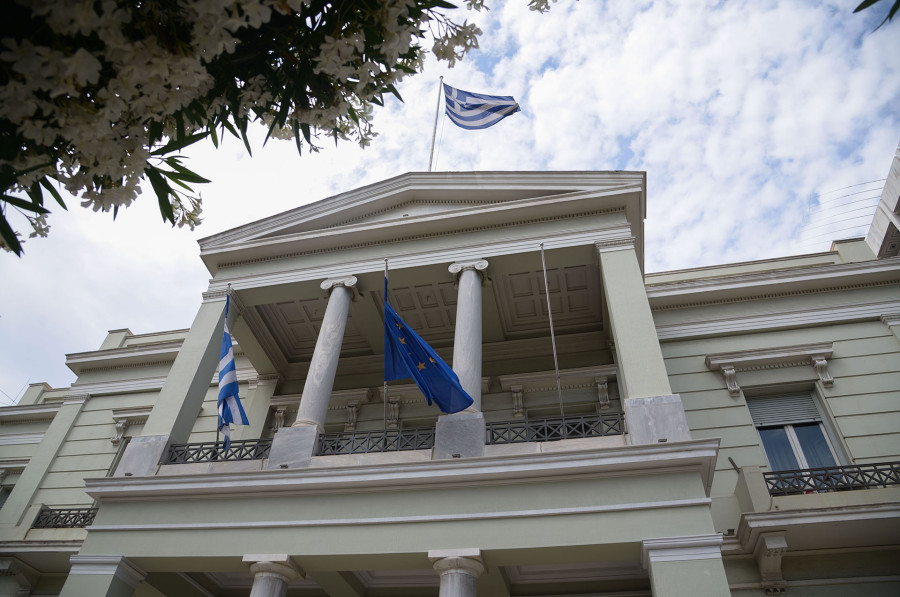 ΥΠΕΞ: Καμία συμμετοχή της Ελλάδας σε επιχειρήσεις κατά του Ιράν
