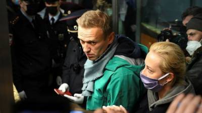 Το ρωσικό υπουργείο Εσωτερικών ζητά 30μερη φυλάκιση του Ναβάλνι