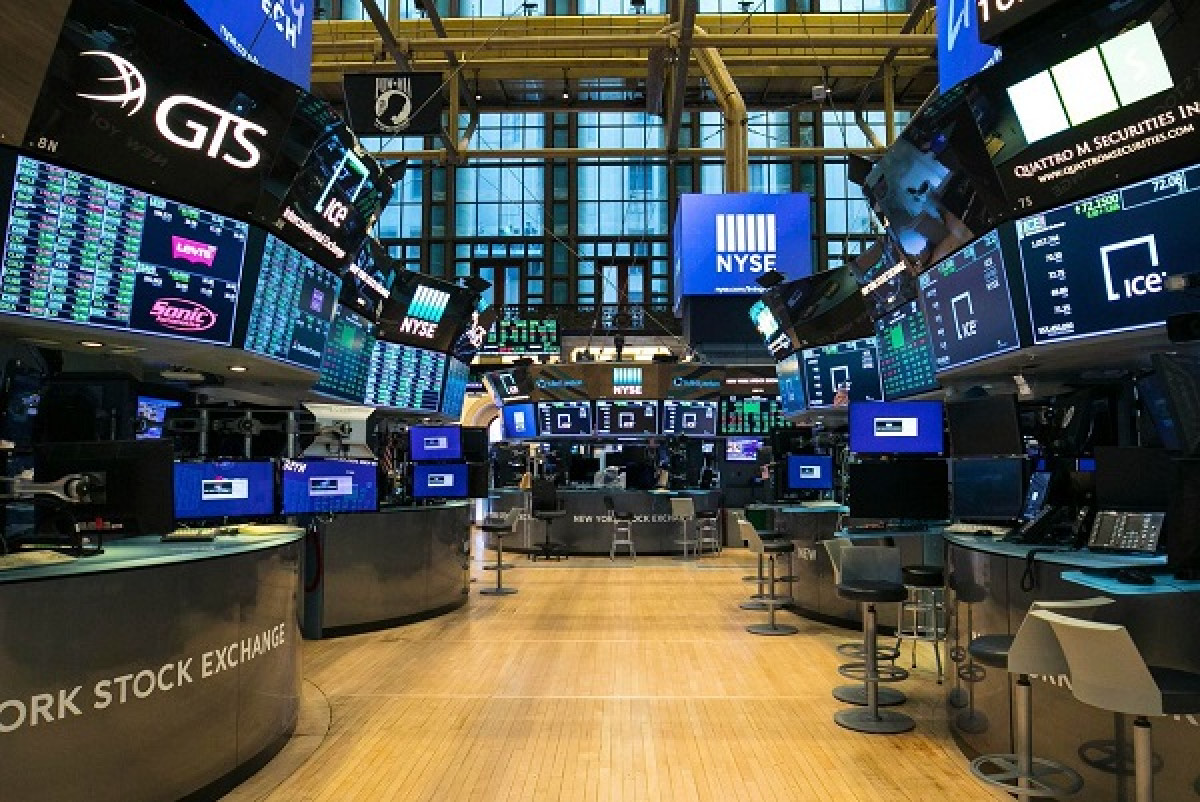 Wall Street: Στάση αναμονής μετά τα στοιχεία για την ανεργία