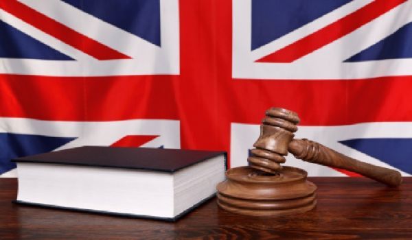 Θεαματικά έσοδα για βρετανικές νομικές εταιρίες την περίοδο της κρίσης
