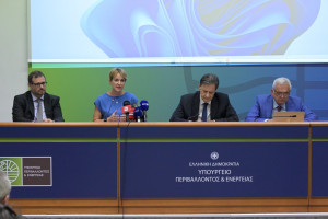 ΥΠΕΝ: Διευκρινήσεις σχετικά με τα κυβερνητικά μέτρα για το ρεύμα