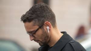 Apple: Εκτοξεύτηκαν οι πωλήσεις φορητών συσκευών τις γιορτές