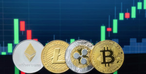 Συνεχίζει να «σκαρφαλώνει» το Bitcoin-Πάνω από $44.000, «πρασίνισαν» τα κρυπτονομίσματα