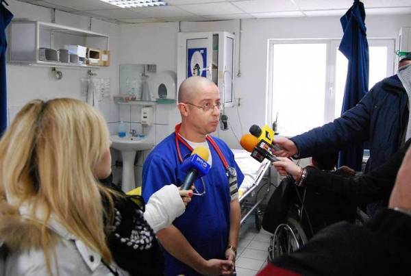 Κομισιόν: Παραδέχεται ότι η Covid-19 «εμπόδισε» τους εμβολιασμούς για ιλαρά!