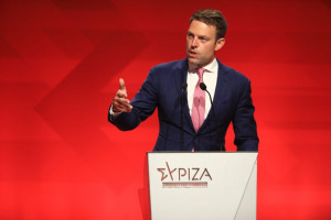 Κασσελάκης:Ας μην τιμωρούμε όσους προσπαθούν να σταθούν στα πόδια τους