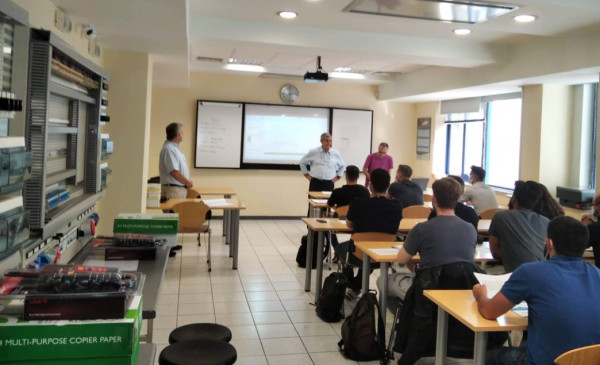 ΣΕΒ και ΙΒΕΠΕ προετοιμάζουν τους νέους για επαγγέλματα Industry 4.0