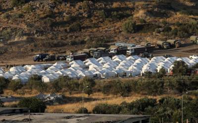 Μυτιλήνη: Επιχείρηση για τη μεταφορά μεταναστών στο Καρά Τεπέ