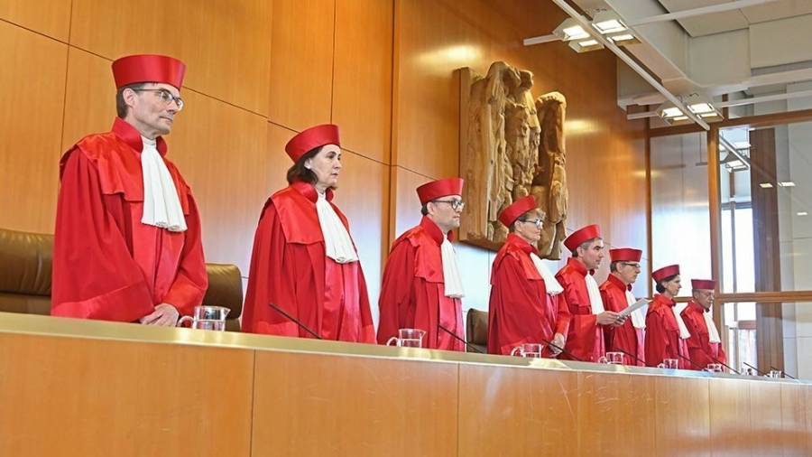 Γερμανία-Ανώτατο Συνταγματικό Δικαστήριο: Ζητά... εξηγήσεις για την ελληνική κρίση