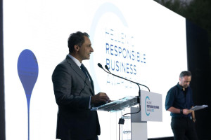 Σενετάκης: Οι επιχειρήσεις να επιστρέφουν μέρισμα ανάπτυξης στους εργαζόμενους