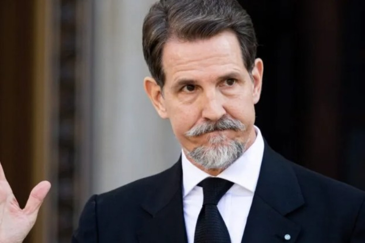 ΠΑΣΟΚ για Ντε Γκρες: Δικαιωνόμαστε για την express χορήγηση επωνύμου