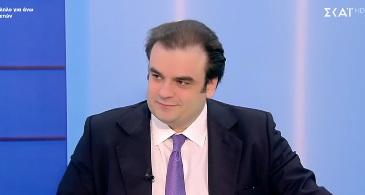 Πιερρακάκης: Η Ελλάδα θωρακισμένη απέναντι στη Γαλλική κρίση - Πατριωτικές φοροαπαλλαγές αντί για φόρους