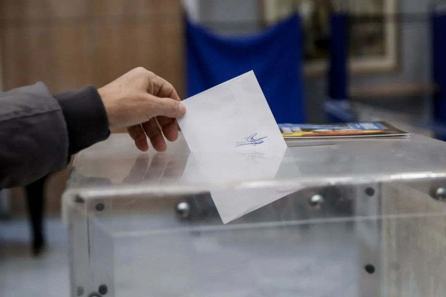 Pulse: Υποχωρεί η ΝΔ, ανεβαίνει το ΠΑΣΟΚ – Στο 5% η δυνητική ψήφος για κόμμα Σαμαρά