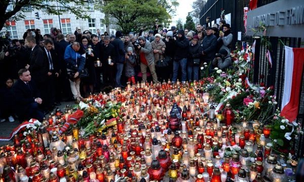 Σφαγή στο Παρίσι: Η νύχτα που άλλαξε τον κόσμο