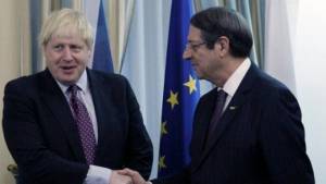 Τηλεφωνική επικοινωνία Αναστασιάδη-Τζόνσον με φόντο την Τουρκία