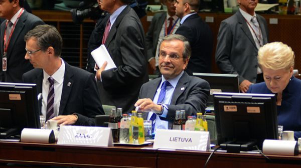 Μάχη παρασκηνίου για το χρέος και την προληπτική γραμμή πίστωσης