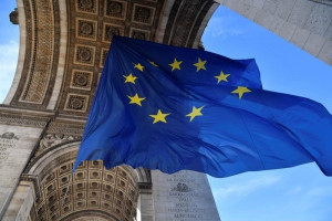 ΕΕ:Σχέδιο έκτακτης ανάγκης για ενεργειακή επάρκεια-«Φρένο» σε ΙΧ και ταξίδια