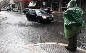 Έκτακτα μέτρα στον Πειραιά εν όψει «Ιανού»