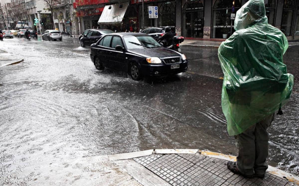 Έκτακτα μέτρα στον Πειραιά εν όψει «Ιανού»