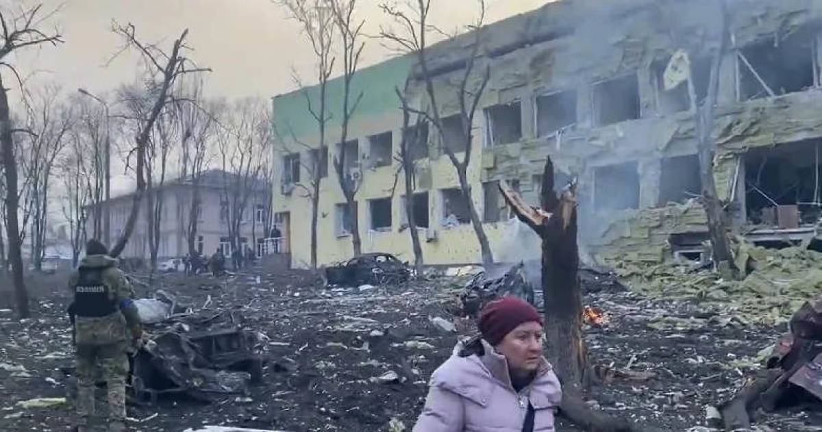 Παγκόσμια κατακραυγή για το βομβαρδισμό μαιευτηρίου-Τι απαντά η Μόσχα
