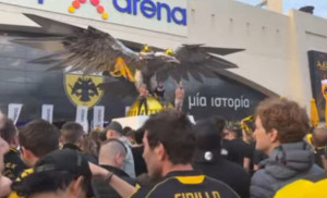 Πρωταθλήτρια Ελλάδας στο ποδόσφαιρο η ΑΕΚ, για 13η φορά