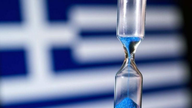 Handelsblatt: Κανείς δεν θέλει να παρατείνει την ελληνική τραγωδία