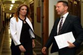 «Προετοιμασία» για τις αμυντικές βιομηχανίες εν όψει της τρόικας