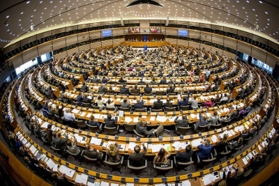 Ευρωκοινοβούλιο: Σοβαρά προβλήματα στην ψυχική υγεία προκάλεσε ο κορονοϊός