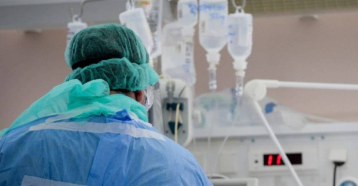 Συρίγος για ΜΕΘ Covid: Οι εμβολιασμένοι ασθενείς πρέπει να προηγούνται