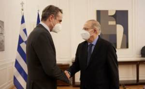 Μητσοτάκης- Κασουλίδης: Ελληνοκυπριακό μήνυμα στην Τουρκία για τα Βαρώσια
