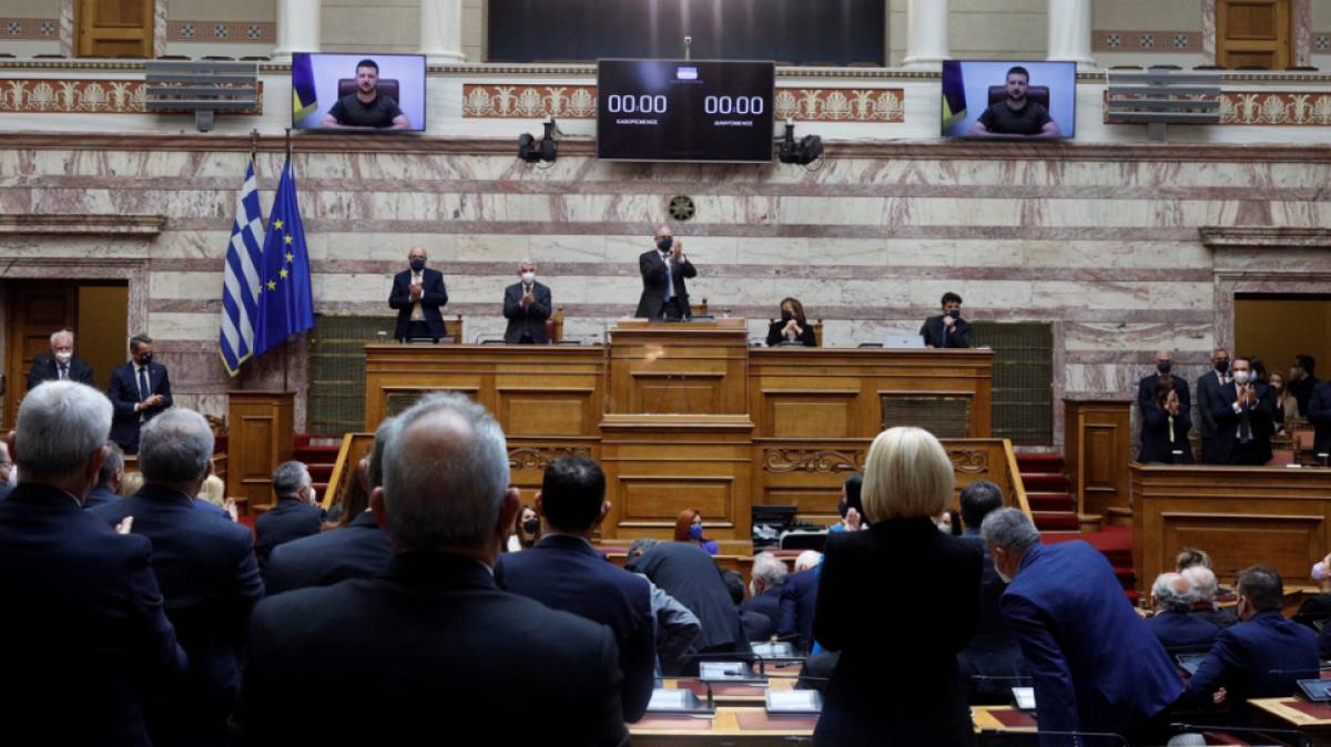 ΝΔ κατά αντιπολίτευσης για Ζελένσκι:Φάνηκε ποιοι είναι με τον εισβολέα