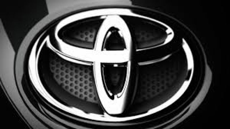 Toyota: Στην κορυφή των πωλήσεων και το 2015
