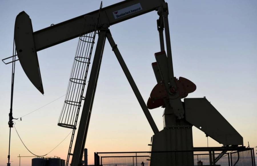 ΙΕΑ: Προβλέπει πτώση των τιμών πετρελαίου λόγω αποθεμάτων
