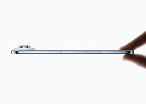 Τα χαρακτηριστικά του νέου iPhone 17 και του λεπτοκαμωμένου iPhone Air