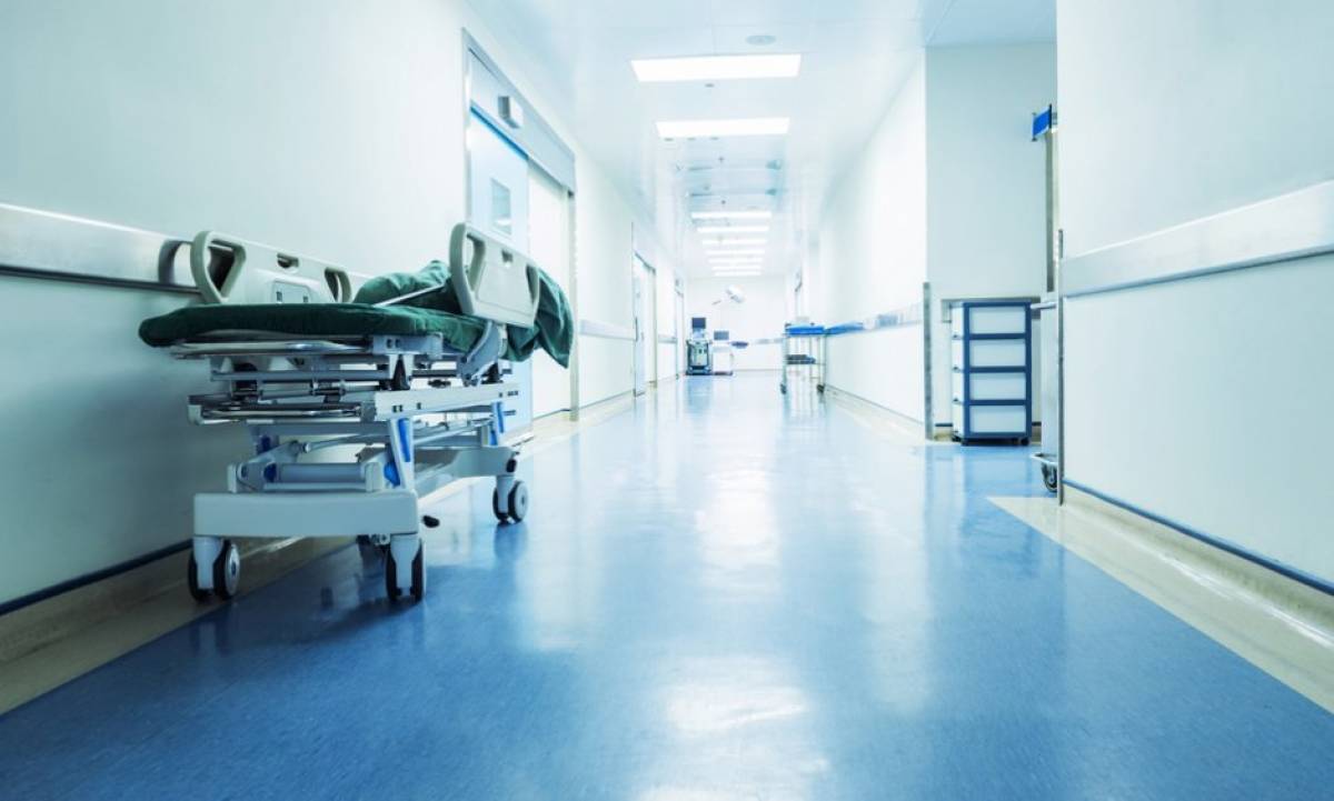 ΕΛΣΤΑΤ: Μειώνονται κάθε χρόνο τα θεραπευτήρια στην Ελλάδα