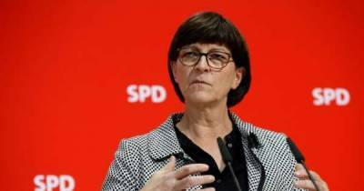 Γερμανία - SPD: Μύδροι κατά της κυβέρνησης- Καλοδεχούμενα τα προσφυγόπουλα