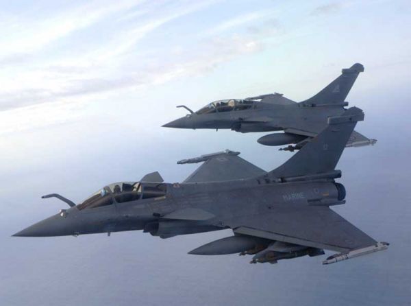 Επιπλέον 12 μαχητικά αεροσκάφη στέλνει ο Πούτιν στη Συρία