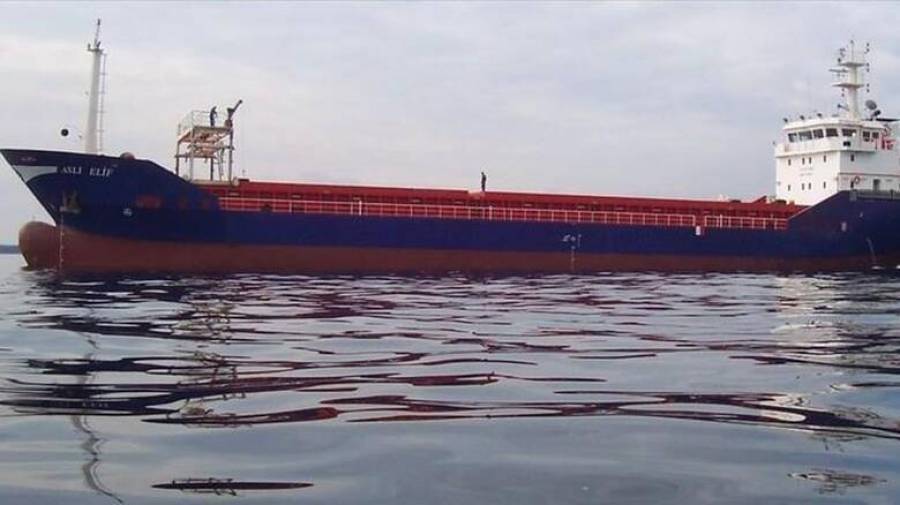 Ακυβέρνητο τουρκικό φορτηγό πλοίο νότια της Μήλου